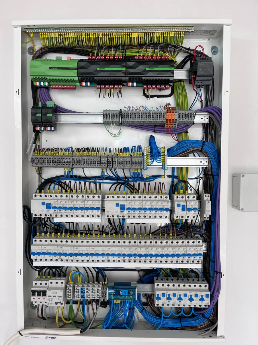 Intelligente Elektroinstallation